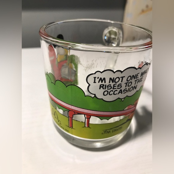 Garfield 1978 McDonald’s Cup - Picture 2 of 8